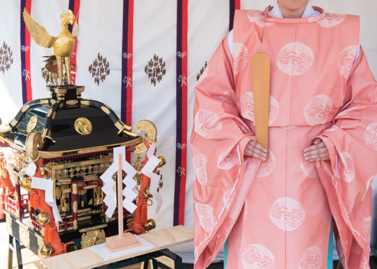 2018 Sakura Matsuri - Reverend Kuniko Kanawa leads students carrying a shrine in front of the U.S. Capitol Building.